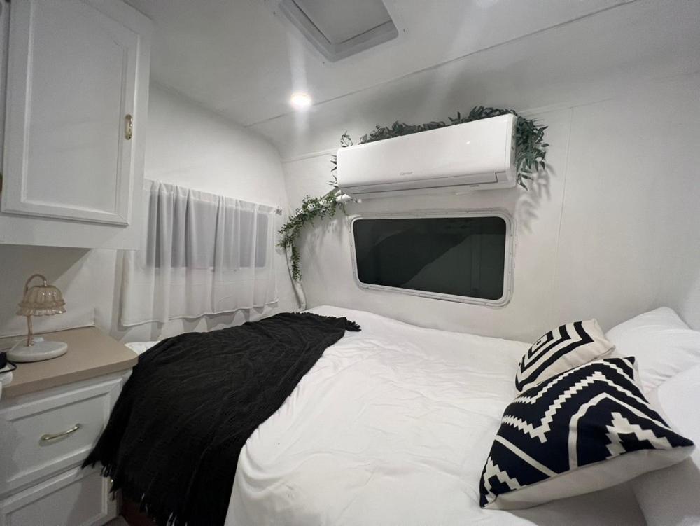 Sokcho New York Caravan Hotel Room photo